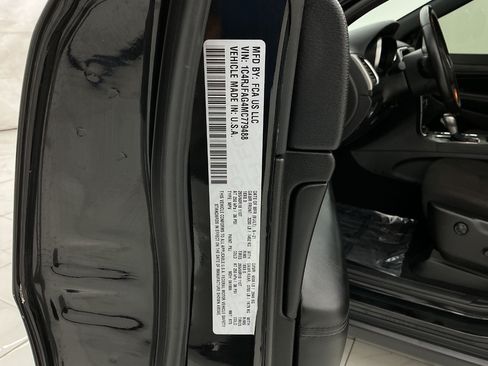 Used 2021 Jeep Grand Cherokee Laredo AWD/4WD image 48