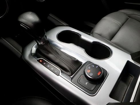 Used 2024 Chevrolet Blazer LT w/ Midnight/Sport Edition image 32