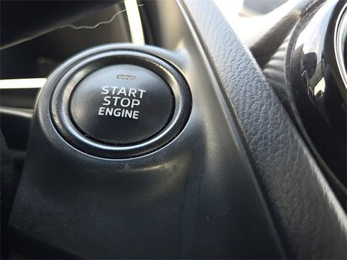 Used 2017 Toyota Yaris iA image 20