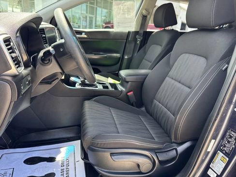 Used 2022 Kia Sportage LX FWD image 10