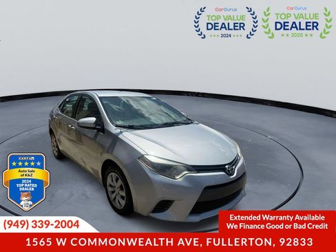 Used 2016 Toyota Corolla LE FWD image 3