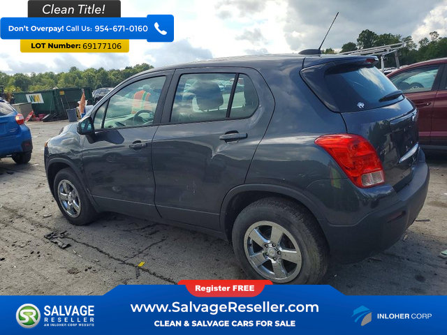 Used 2016 Chevrolet Trax LS AWD/4WD image 3