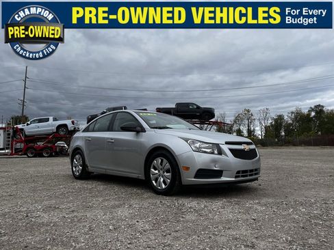 Used 2014 Chevrolet Cruze LS image 5