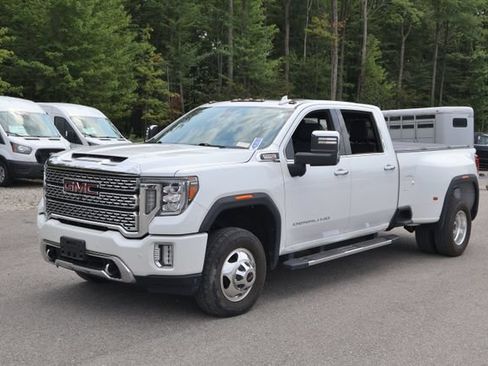 Used 2020 GMC Sierra 3500 Denali w/ Denali Ultimate Package AWD/4WD image 3
