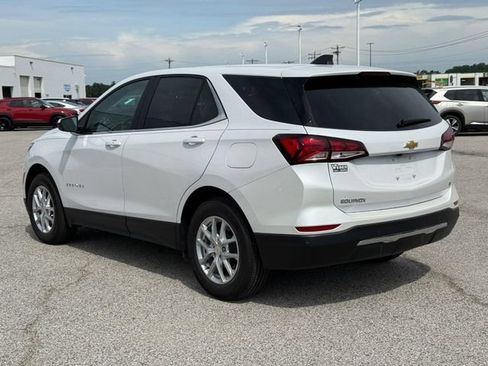 Used 2024 Chevrolet Equinox LT w/ LPO, Floor Liner Package FWD image 3