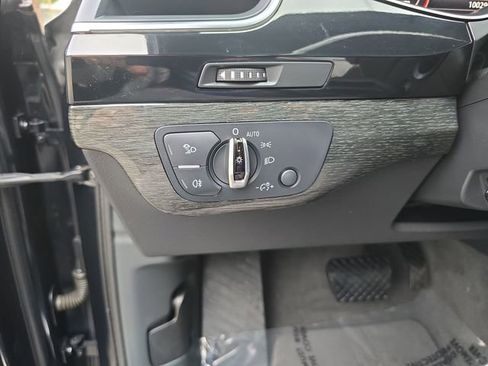 Used 2017 Audi Q7 3.0T Premium Plus w/ Premium Plus Package image 19