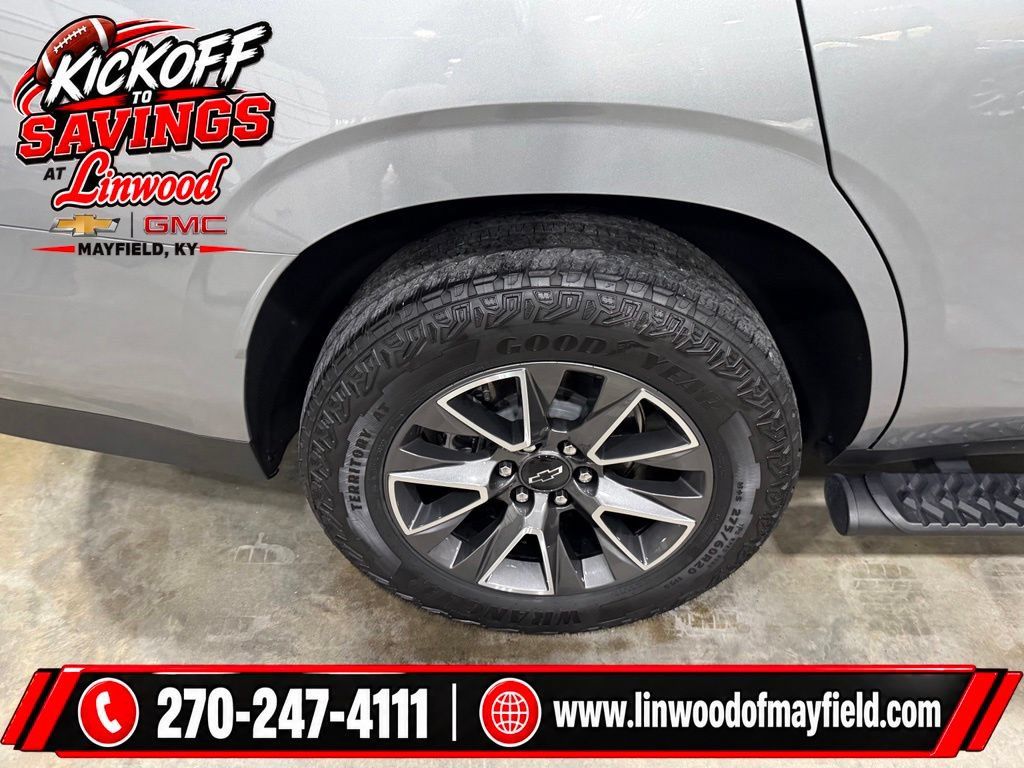 Used 2024 Chevrolet Tahoe Z71 w/ Z71 Off-Road Package AWD/4WD image 7