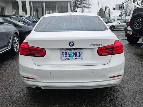 Used 2016 BMW 320i Sedan image 3