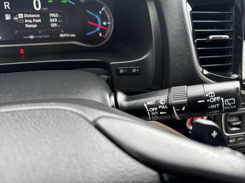 Used 2019 Honda Pilot Touring image 36