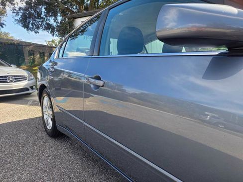 Used 2011 Nissan Altima 2.5 S w/ Special Edition Pkg image 4
