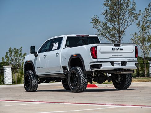 Used 2026 GMC Sierra 2500 Denali Ultimate AWD/4WD image 7