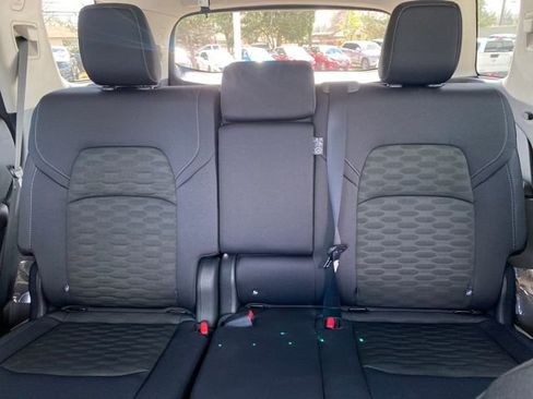 New 2026 Nissan Pathfinder SV image 11