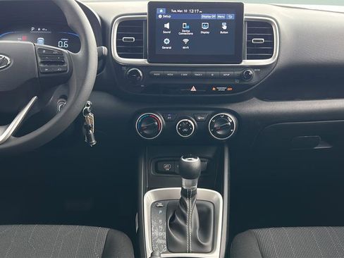 New 2026 Hyundai Venue SE image 22