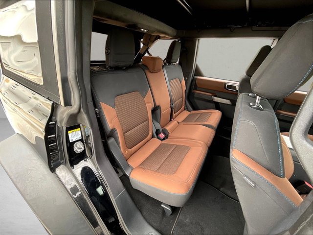 Used 2023 Ford Bronco Outer Banks w/ Sasquatch Package AWD/4WD image 27