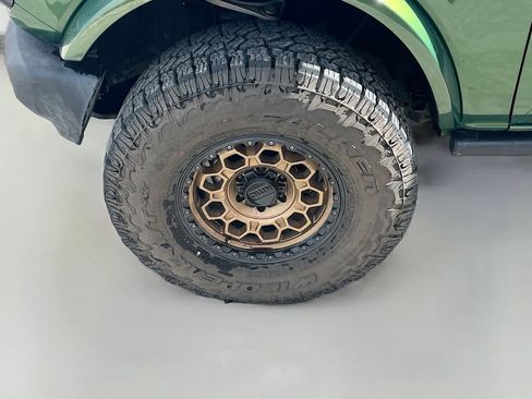 Used 2023 Ford Bronco Outer Banks image 29