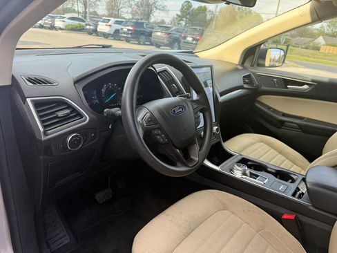 Used 2023 Ford Edge SE AWD/4WD image 9