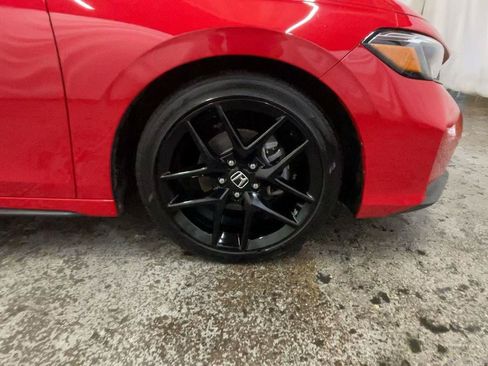 Certified 2025 Honda Civic Sport image 17