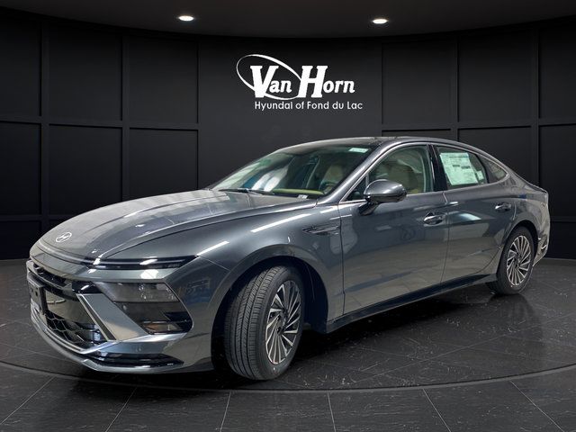New 2026 Hyundai Sonata Limited FWD image 3