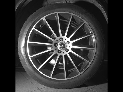 Used 2021 Mercedes-Benz GLE 350 image 11