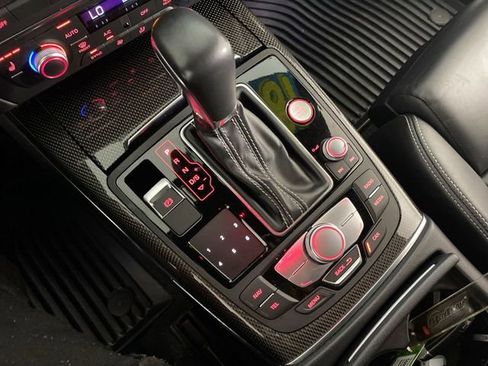 Used 2018 Audi S6 Prestige w/ Prestige Package image 44