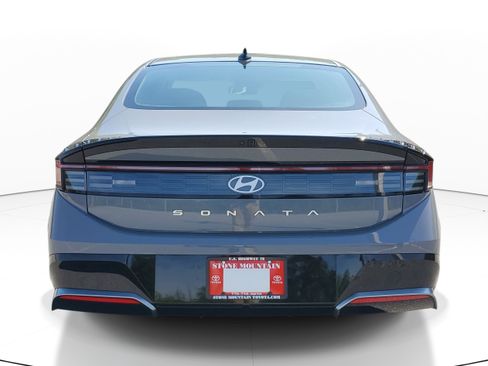 Used 2025 Hyundai Sonata SEL FWD image 5