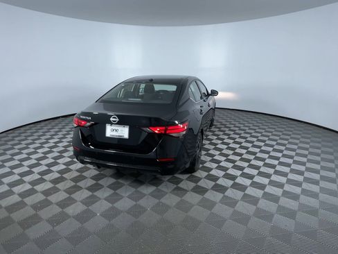 New 2025 Nissan Sentra SV image 8