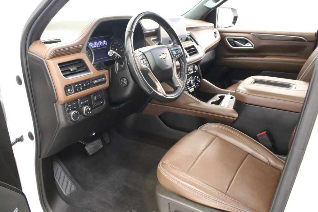 Used 2021 Chevrolet Tahoe High Country w/ Premium Package AWD/4WD image 22
