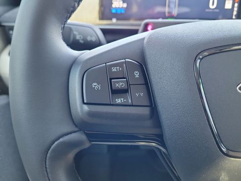 Certified 2022 Ford Mustang Mach-E Premium AWD/4WD image 29