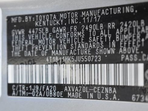Used 2018 Toyota Camry LE FWD image 15