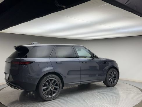Used 2024 Land Rover Range Rover Sport SE AWD/4WD image 8