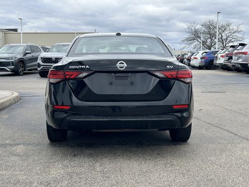 Used 2023 Nissan Sentra SV image 6