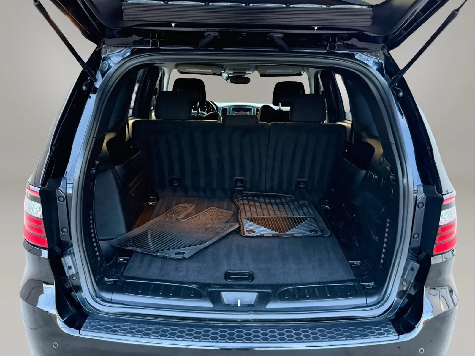 Used 2020 Dodge Durango AWD image 21