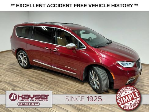 Certified 2021 Chrysler Pacifica Pinnacle AWD/4WD image 26