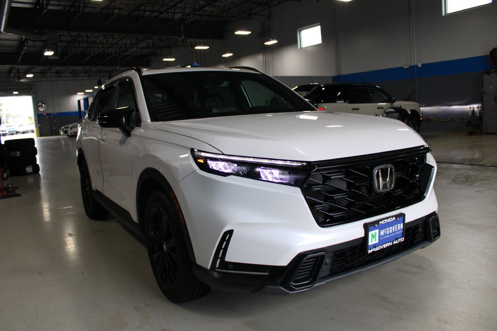 Used 2025 Honda CR-V Sport Touring image 3