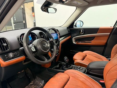 Certified 2023 MINI Cooper Countryman S w/ Signature Upholstery Package image 11