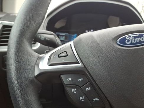 Used 2023 Ford Edge SEL w/ Convenience Package image 14