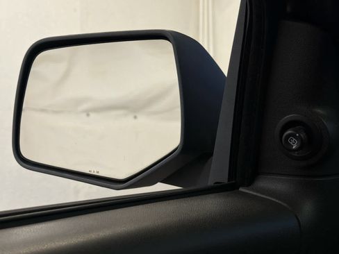 Used 2009 Ford Escape XLT image 46