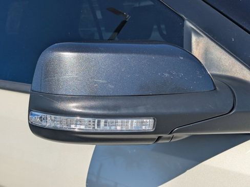 Used 2018 Ford Explorer XLT w/ Equipment Group 202A image 13