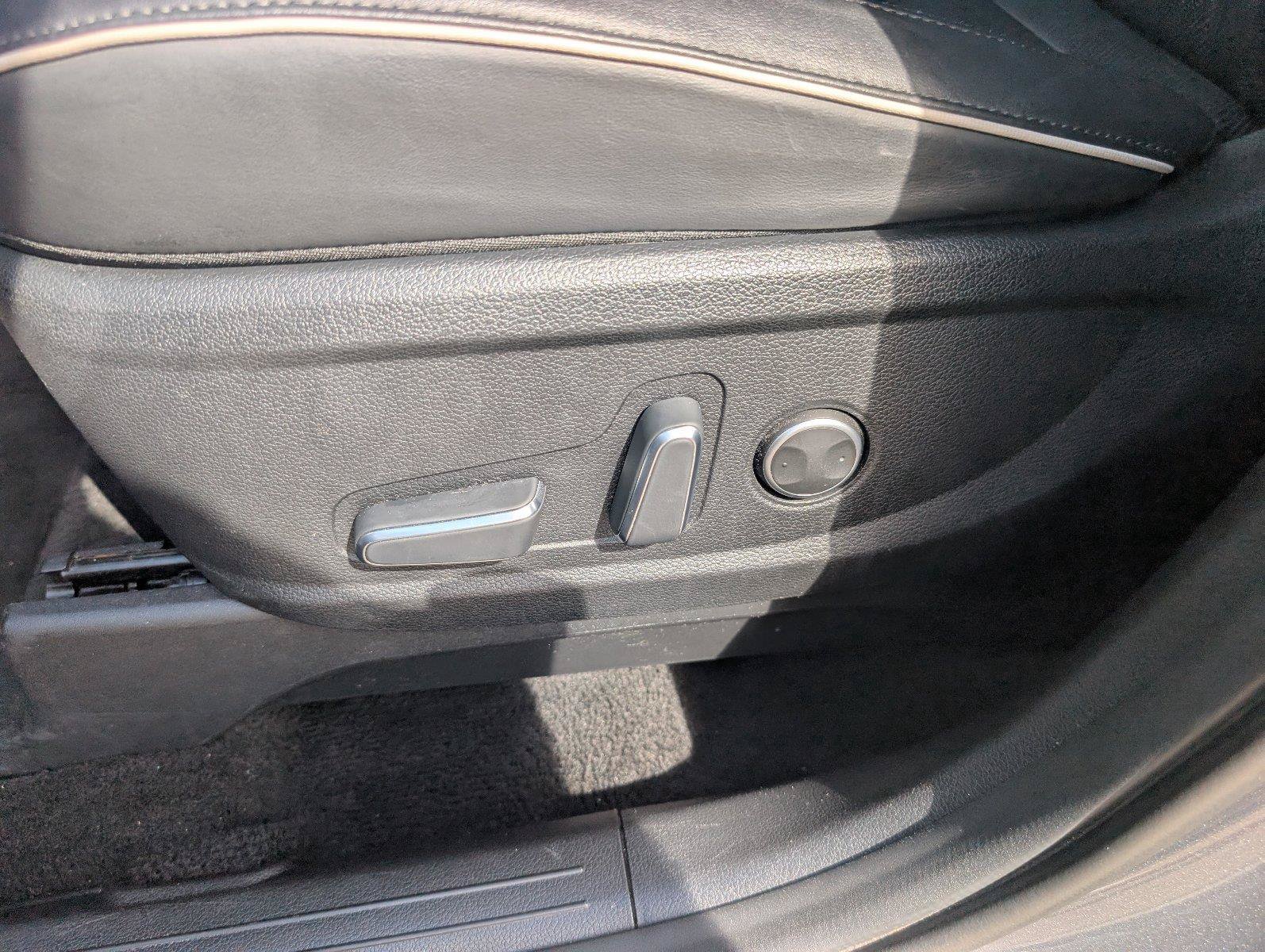 Used 2024 Hyundai Palisade SEL FWD image 13