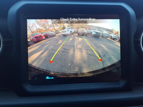 Used 2023 Jeep Wrangler Sahara w/ Cold Weather Group image 20