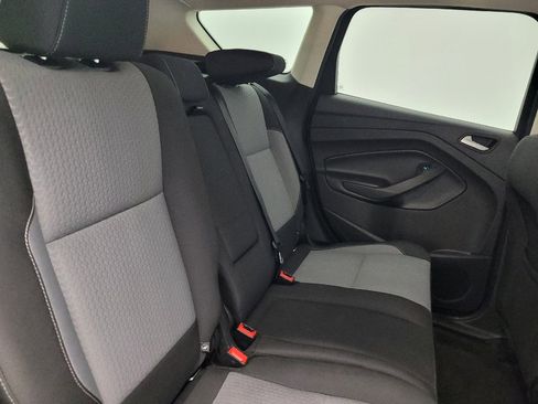 Used 2019 Ford Escape SE image 19