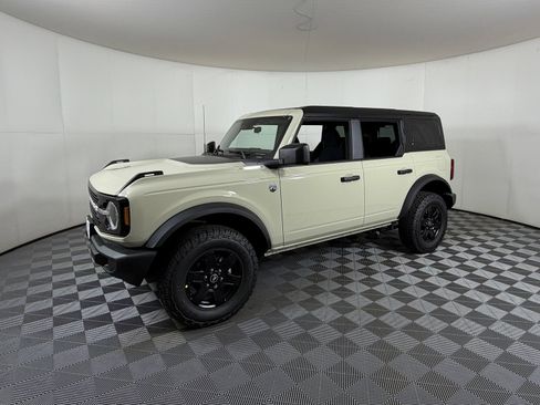 New 2025 Ford Bronco Big Bend image 2