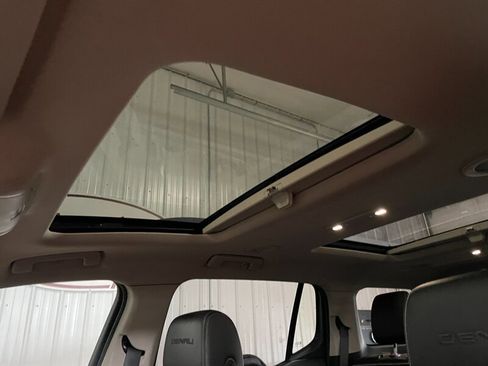 Used 2017 GMC Acadia Denali w/ Technology Package image 17