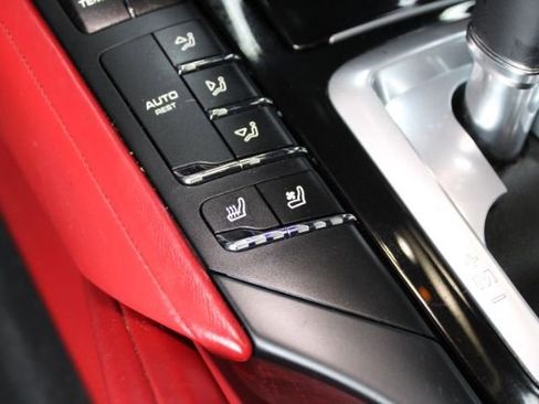 Used 2015 Porsche Cayenne S image 15