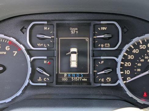 Used 2021 Toyota Tundra SR5 w/ SR5 Leather Package RWD image 33