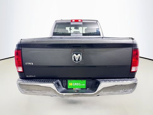 Used 2020 RAM 1500 Classic SLT image 8