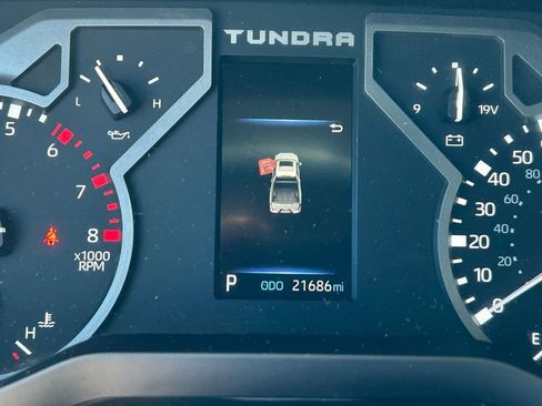 Used 2022 Toyota Tundra SR5 image 17