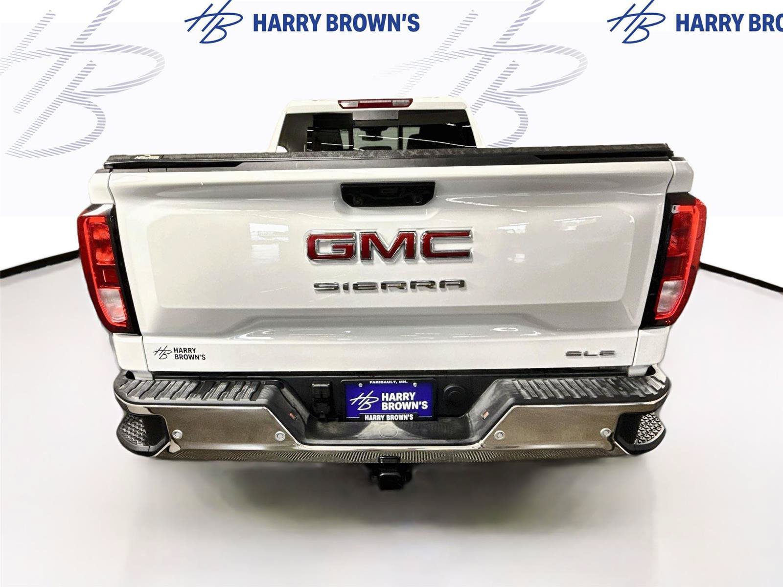 New 2026 GMC Sierra 1500 SLE w/ Preferred Package AWD/4WD image 29