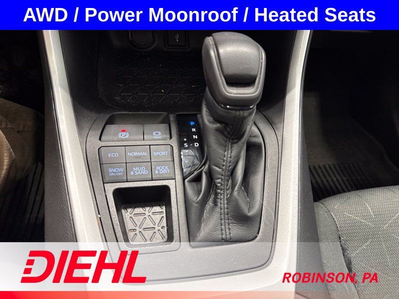 Used 2021 Toyota RAV4 XLE w/ Convenience Package AWD/4WD image 31