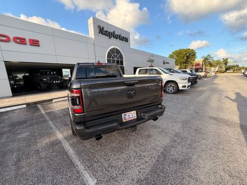 Used 2022 RAM 1500 Limited w/ Night Edition image 6